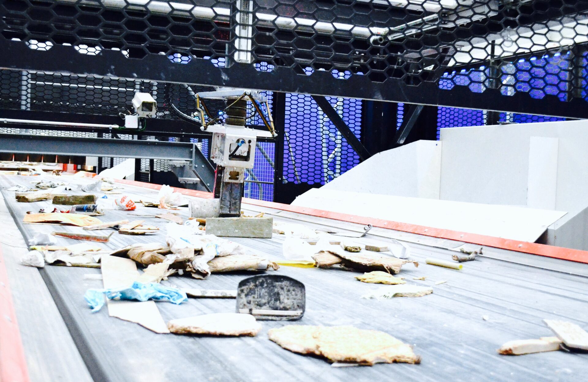 Robotic recycling technology