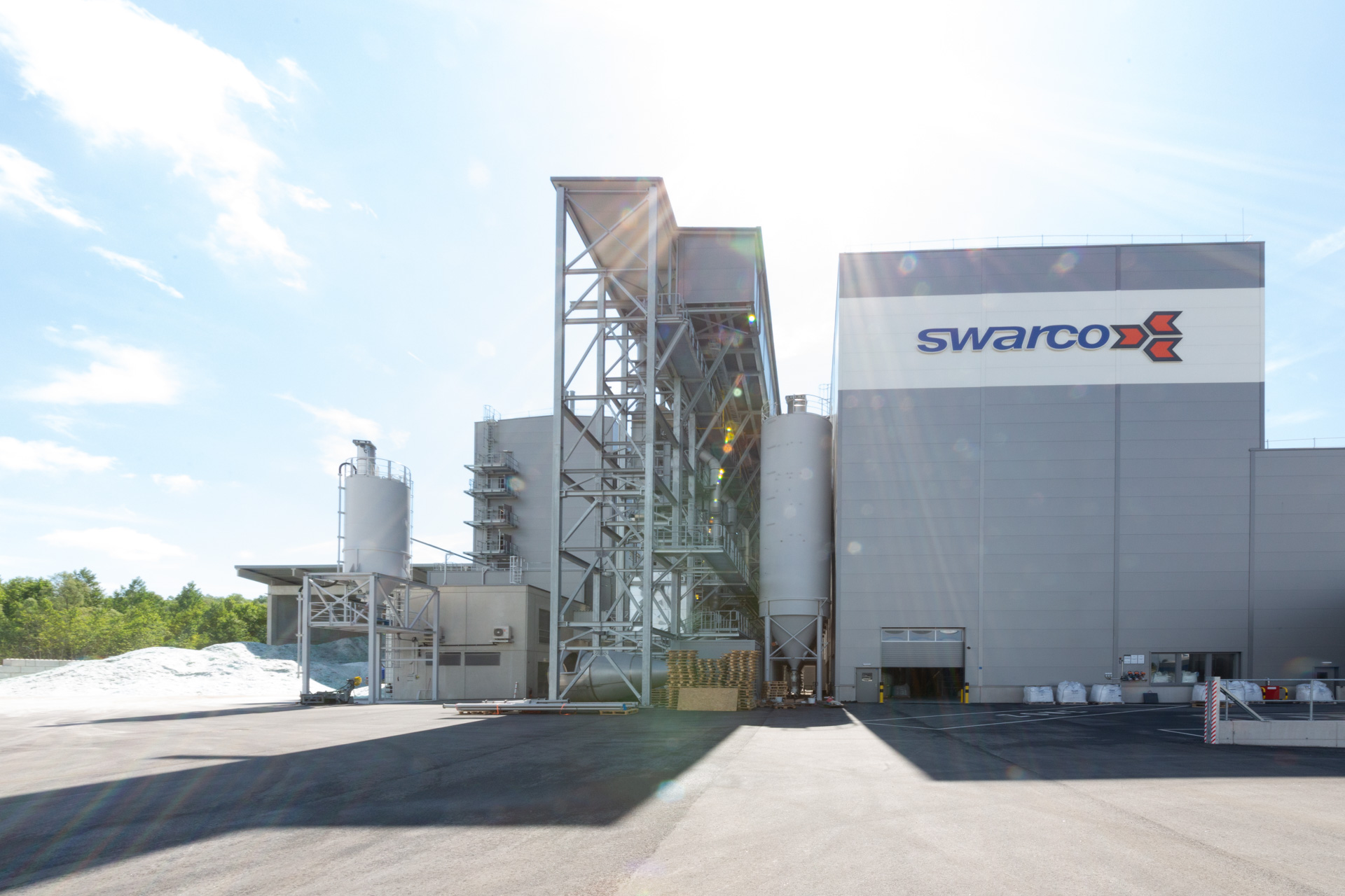 REDWAVE - new processing plant for SWARCO - cover