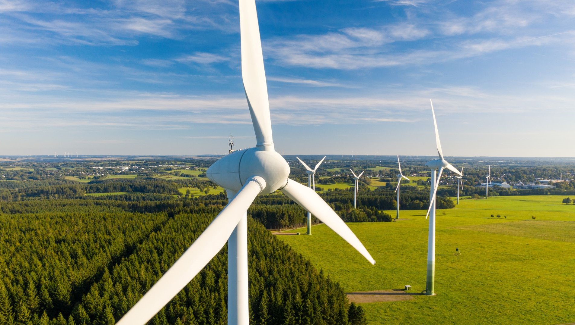 Recycling wind farms with state-of-the-art technology