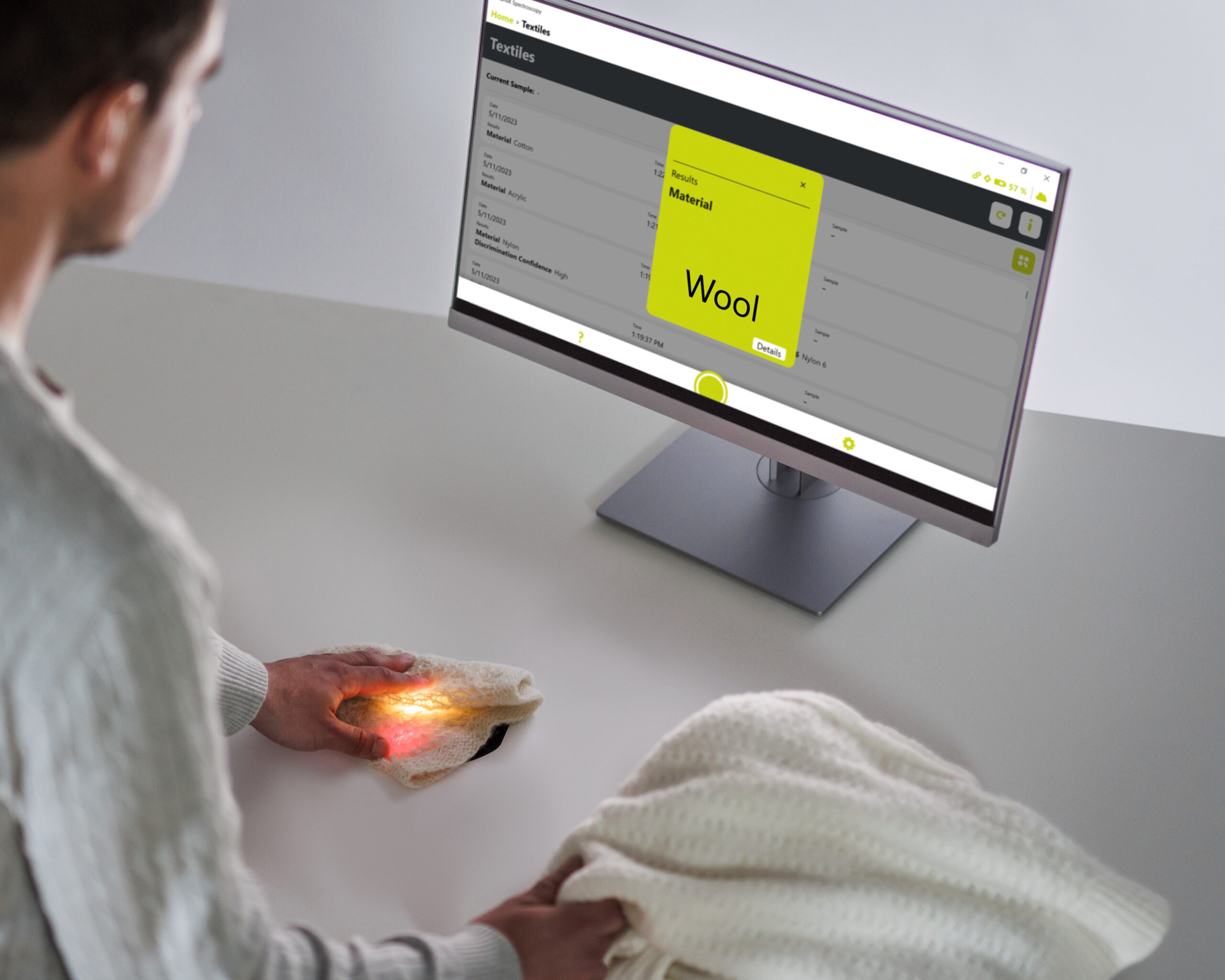 trinamiX Mobile NIR Spectroscopy Solution identifies a wide range of common textile materials used in clothing, furniture and household goods. / Die mobile NIR-Spektroskopie-Lösung von trinamiX identifiziert eine breite Palette gängiger Textilien, die f